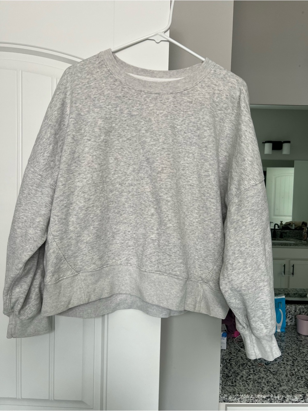 Abercrombie & Fitch Light Gray Crewneck Sweatshirt